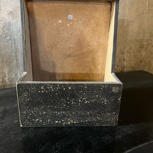 Primitive magazine rack